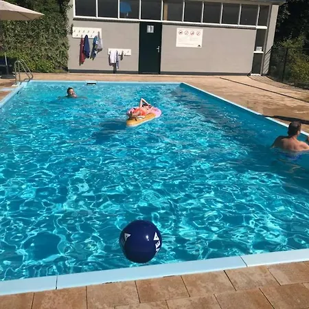 Beekje - Rolstoelvriendelijk En Comfortabel 8p Holiday home *