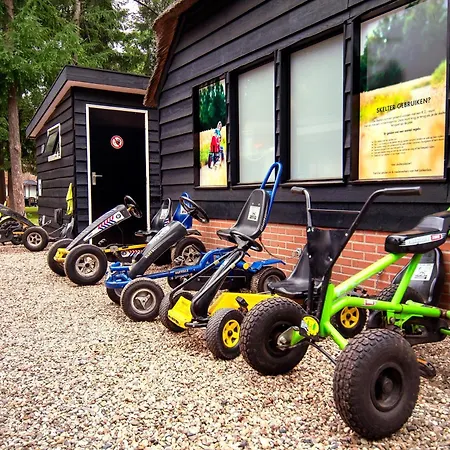 Holiday home Beekje - Rolstoelvriendelijk En Comfortabel 8p *