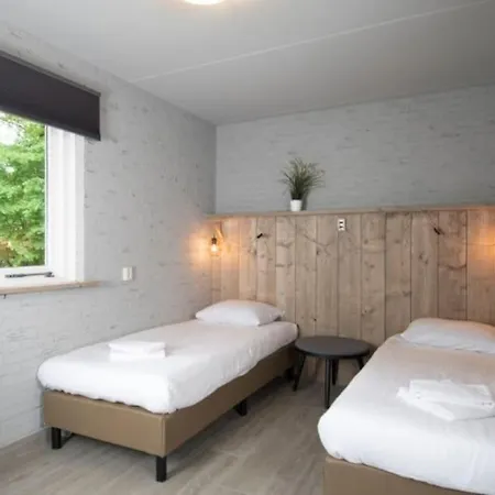 Holiday home Beekje - Rolstoelvriendelijk En Comfortabel 8p